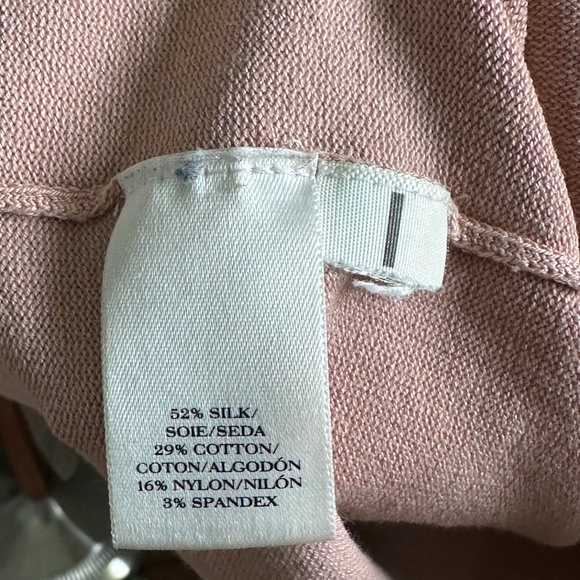 Ann Taylor Sz L muted rose top - Picture 3 of 3